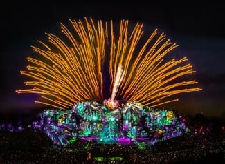 TOMORROWLAND 2025: ΖΗΣΕ ΤΗΝ ΕΜΠΕΙΡΙΑ ΜΕ ΤΟΝ ΚΟΛΛΗΤΟ ΣΟΥ!