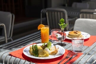 Anther: Comfort ελληνική κουζίνα στο νέο εστιατόριο του Perianth στην καρδιά της Αθήνας 