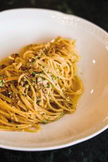 Cupola trattoria: Τραπεζάκια στον πεζόδρομο και γεύσεις αυθεντικά ιταλικές