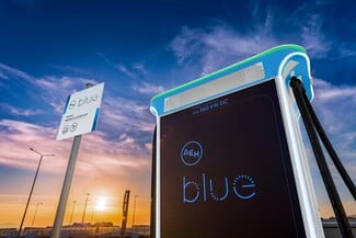 ΔΕΗ blue: Στην Πάτρα το πιο ισχυρό Hub φόρτισης της Ελλάδας με συνολική ισχύ 1,2 MW