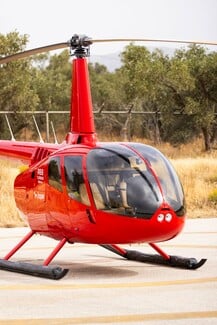 3 Νησιά σε 24 Ώρες Ένα μικρό ελικόπτερο που χώρεσε ένα μεγάλο καλοκαίρι