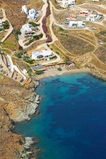 3 Νησιά σε 24 Ώρες Ένα μικρό ελικόπτερο που χώρεσε ένα μεγάλο καλοκαίρι