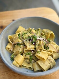 Tartufo: Εδώ, η καλοκαιρινή δροσιά γίνεται γεύση