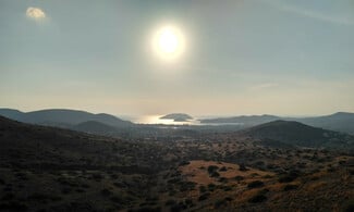 Σαρωνικός: Μία ριβιέρα και μία ενδοχώρα σου ψιθυρίζουν ιστορίες 