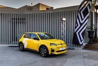 Renault και Dacia στην αφετηρία μιας νέας εποχής