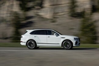 Αποκάλυψη για τη νέα Bentley Bentayga Speed