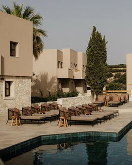 Omicron Hotels: