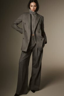 Aaron Pierre Pierre και Ishaan Khatter στη νέα καμπάνια της BOSS