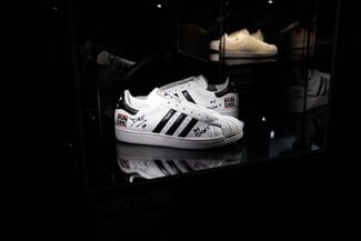 Τα adidas originals παρουσίασαν το “The Sound of Superstar(s)” στο Παρίσι