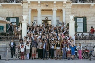 Weekend in Tweed: Ο αγαπημένος θεσμός επιστρέφει στις Σπέτσες στις 10-12 Οκτωβρίου με συλλεκτικά ποδήλατα και vintage κομψότητα