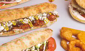 Ψυχιατρείο: Η «τρέλα» πάει στο street food spot της Ηλιούπολης