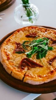311 Downtown Dining Bliss: Ο χώρος όπου το gluten-free γίνεται επιλογή, όχι συμβιβασμός