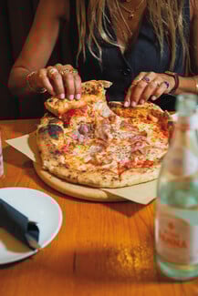 Tre Sorelle: Το ιταλικό του Παγκρατίου βάζει τα ζυμαρικά στο τραπέζι