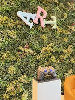 “The Shape of Desire”: NYX Esperia Palace & Sianti Gallery επαναπροσδιορίζουν την τέχνη στην πόλη