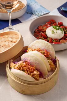 Okio Zea: Η νέα γευστική εμπειρία στη Μαρίνα Ζέας