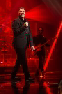 Αντώνης Ρέμος - Χρήστος Μάστορας: Η πιο δυνατή συνάντηση του χειμώνα ξεκίνησε στο NOX ATHENS