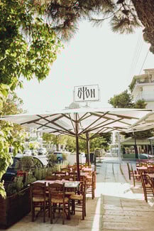 Όψον: Ξαναφέρνει στο τραπέζι τη γεύση της παρέας