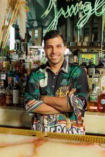 Bar in front of the Bar: Η cool μπάρα της οδού Πετράκη στα 50 καλύτερα μπαρ του κόσμου