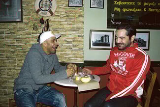 Mε τον Φώτη Βαλλάτο σε μια Αθήνα που δεν υπάρχει πια