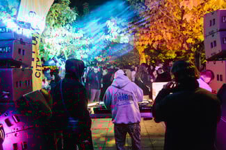 Δήμος Αθηναίων: Μουσική και πάρτι σε όλη την Αθήνα, την παραμονή της Μεγαλύτερης Νύχτας του Χρόνου 