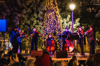Δήμος Αθηναίων: Μουσική και πάρτι σε όλη την Αθήνα, την παραμονή της Μεγαλύτερης Νύχτας του Χρόνου 