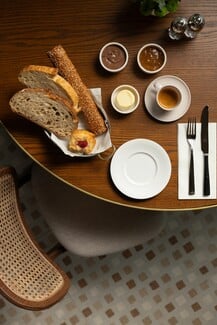 Το Benedict Berlin φτάνει στην Αθήνα για να κάνει πράξη το πρωινό που δεν τελειώνει ποτέ 