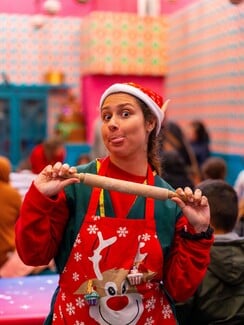 ΔΕΗ CHRISTMAS FACTORY: Η πιο φωτεινή γιορτή της Αθήνας λάμπει στην καρδιά της πόλης