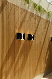 Bungalow 7: Γεύση, αρχιτεκτονική και υψηλή αισθητική στα Αστέρια Γλυφάδας