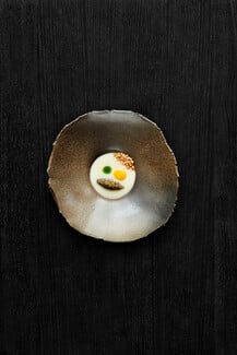 Μία από τις κορυφαίες Michelin Star εμπειρίες της χρονιάς έρχεται στην Αθήνα