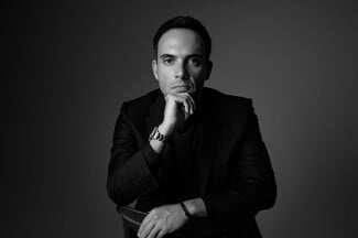 Αυτό το βιβλίο δεν γράφτηκε για να σε παρηγορήσει.