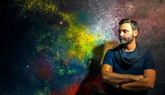 «Αθέατη Ύλη»: Η αφαίρεση ως εικαστική στάση στη νέα έκθεση του Σταύρου Δίτσιου