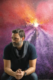 «Αθέατη Ύλη»: Η αφαίρεση ως εικαστική στάση στη νέα έκθεση του Σταύρου Δίτσιου