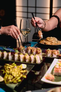 AOMI Sushi Cocktail Bar: Εκεί όπου η Ιαπωνική κουζίνα συναντά τη Μεσογειακή φινέτσα