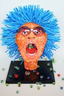 «Οι άνθρωποί μου»- Η τέχνη της επανάχρησης: Μια εικαστική έκθεση με οικολογικό αποτύπωμα