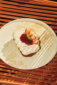 Ιστιοπλοϊκός: H Ριβιέρα του Πειραιά έχει έναν χώρο για κάθε στιγμή της ημέρας