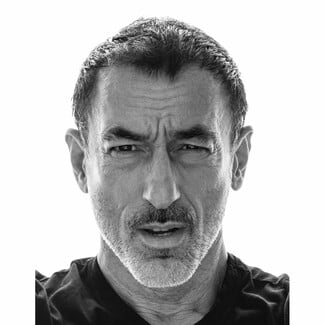 Πόσο εύκολα ταξιδεύει μια ελληνική παράσταση στο εξωτερικό;