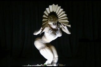 Πόσο εύκολα ταξιδεύει μια ελληνική παράσταση στο εξωτερικό;