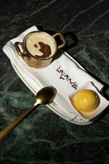 Lalane Athens: Η νέα all-day brasserie με την υπογραφή του Αλέξανδρου Τσιοτίνη 