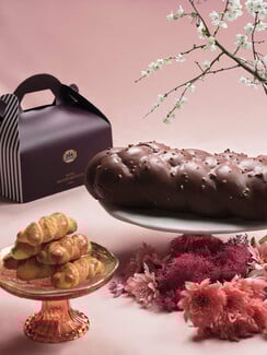 Πάσχα στο Ξενοδοχείο Μεγάλη Βρεταννία: Γιορτινές γεύσεις και αυθεντική φιλοξενία στο κέντρο της Αθήνας