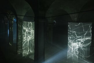 «ΝΕΟn ΝΕΡΟ»: Μέσα στην οπτικοακουστική εγκατάσταση που ζωντανεύει το Αδριάνειο Υδραγωγείο