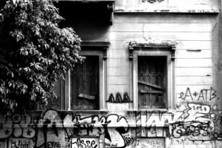 Δέκα κτίρια της Αθήνας που αξίζουν μια δεύτερη ευκαιρία