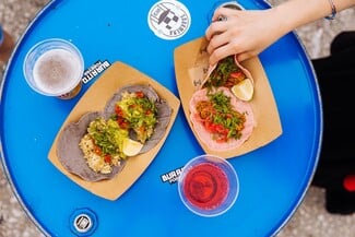 Το Thessaloniki Street Food Festival επιστρέφει με γεύσεις, beats και καλοκαιρινό vibe
