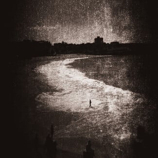 «The Scent of Salt»: Μια φωτογραφική εγκατάσταση του Κωνσταντίνου Κορσοβίτη 