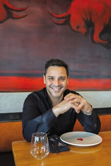 Burnt Bone: Ένα steakhouse με fusion επιρροές
