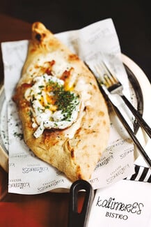 Kalimeres Bistro: Από brunch μέχρι κοκτέιλ στο πιο χαλαρό spot του Ψυρρή