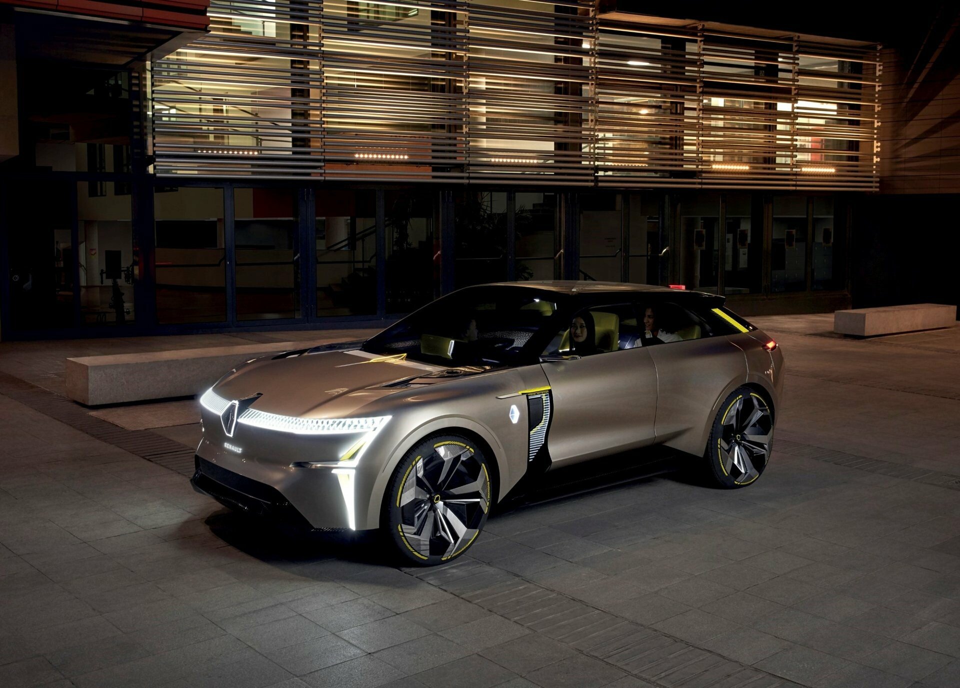 Το Renault Morphoz είναι το ηλεκτρικό αυτοκίνητο του μέλλοντος