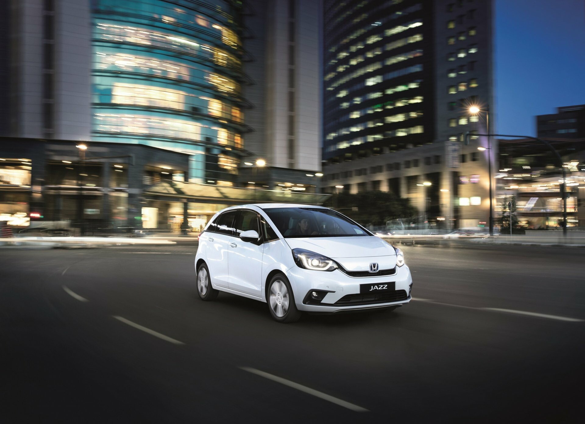 Στην Ελλάδα το νέο Honda Jazz με τιμή από 21.700 ευρώ