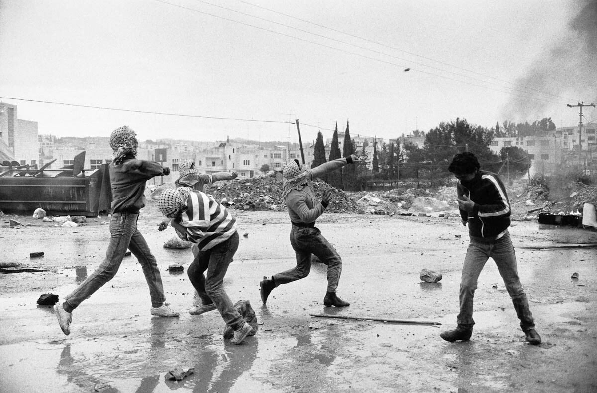 Ζιλ Ντελέζ. Οι πέτρες.