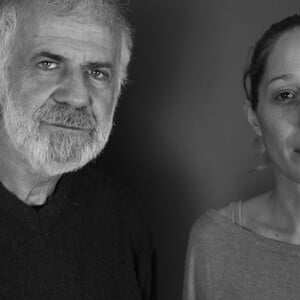 Η Κόρα Καρβούνη και ο Περικλής Μουστάκης διαβάζουν Νίκο Καρούζο