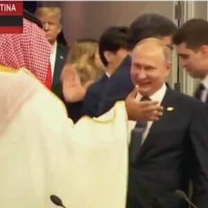 G20: Το high-five του Πούτιν με τον Μοχάμεντ Μπιν Σαλμάν